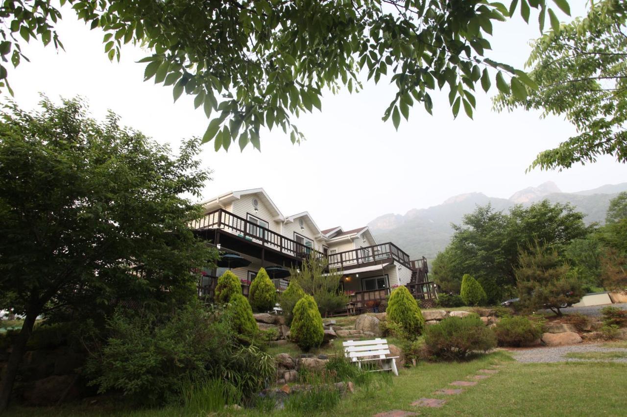 Chamjoeun Pension Chech'ŏn Dış mekan fotoğraf